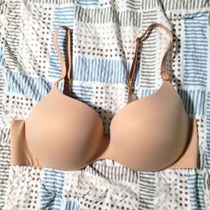 Victoria’s Secret Incredible lined demi 36c Beige